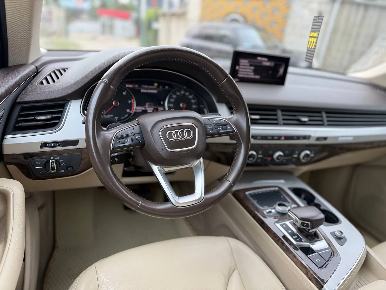 Foto 6 - Audi Q7