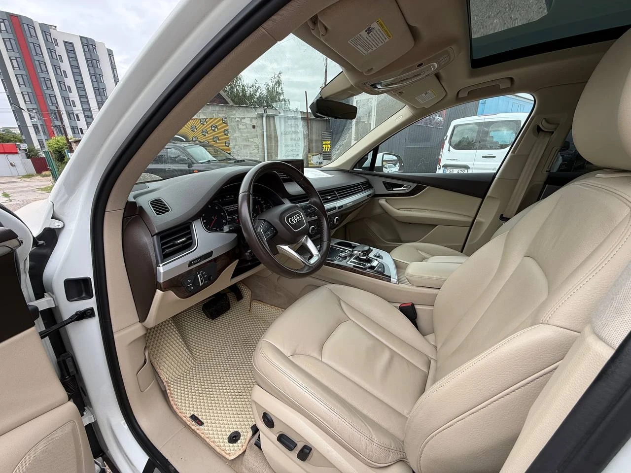Foto 9 - Audi Q7