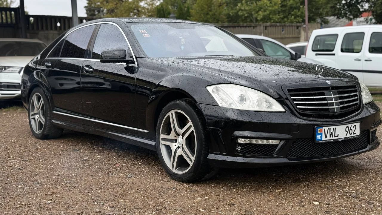 Photo 2 - Mercedes-Benz S500