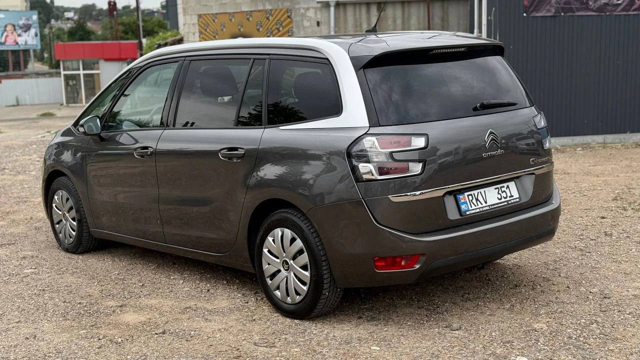 Photo 2 - Citroen C4 spacetoure