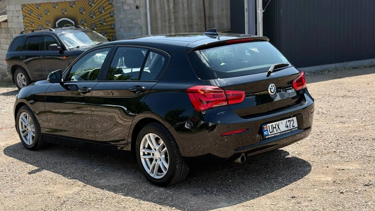 Photo 5 - BMW Series 1