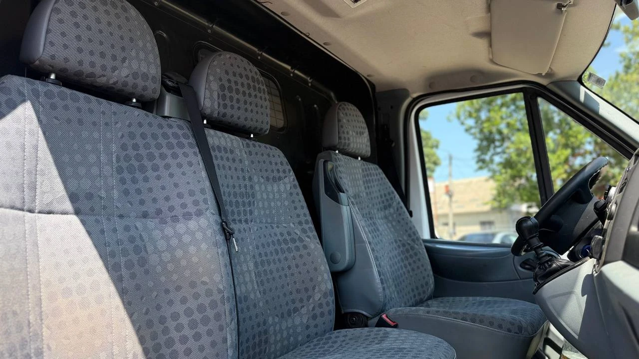 Photo 2 - Ford Transit