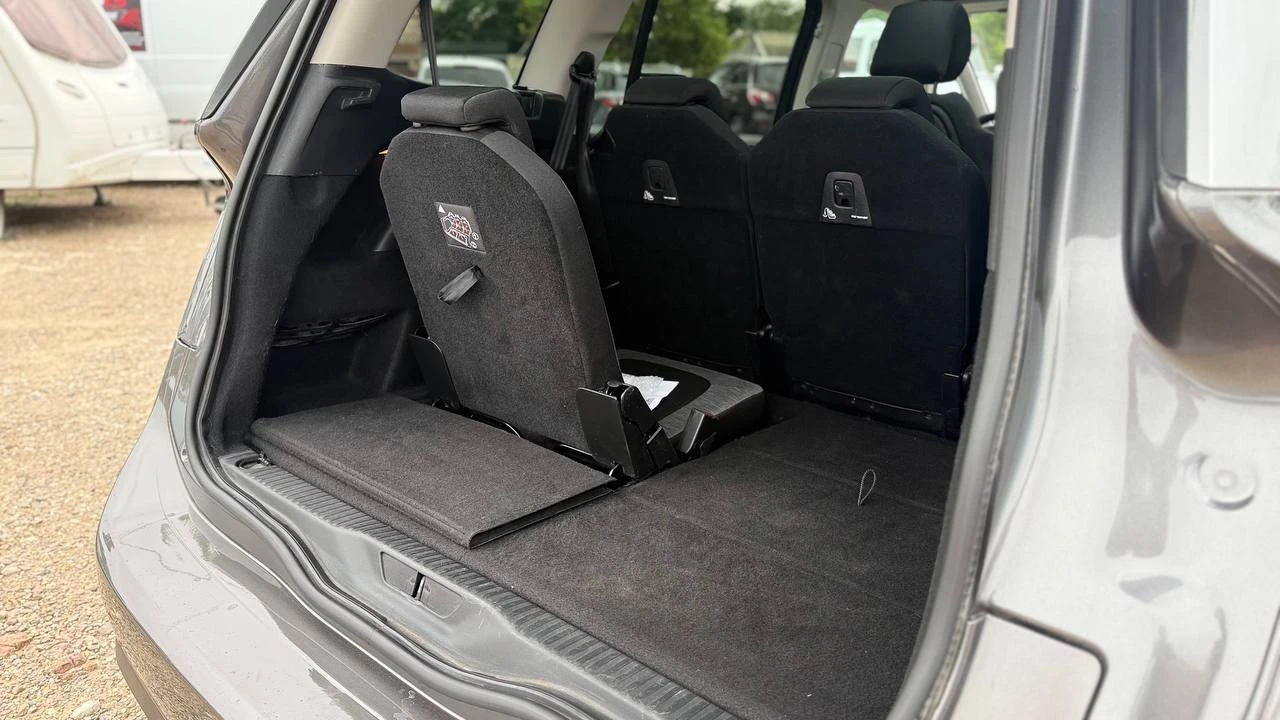 Photo 7 - Citroen C4 spacetoure