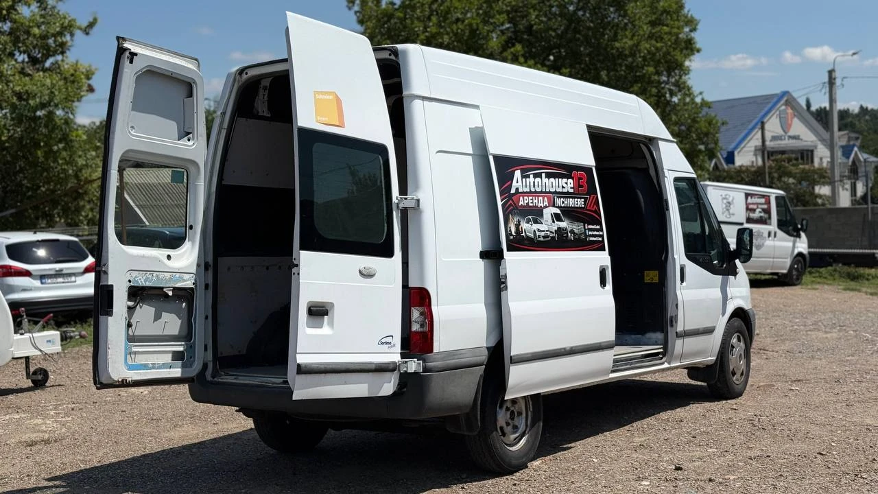 Photo 5 - Ford Transit